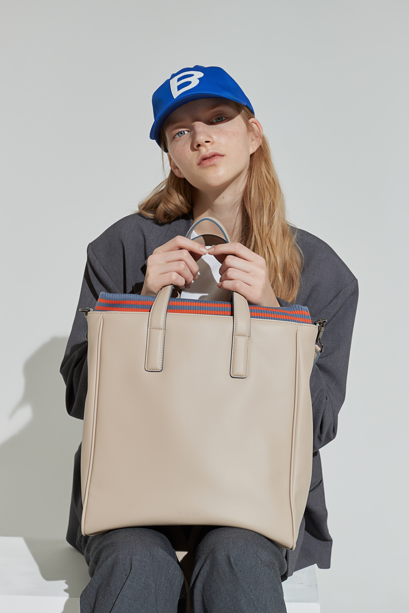 PLAYER TOTE (BEIGE)